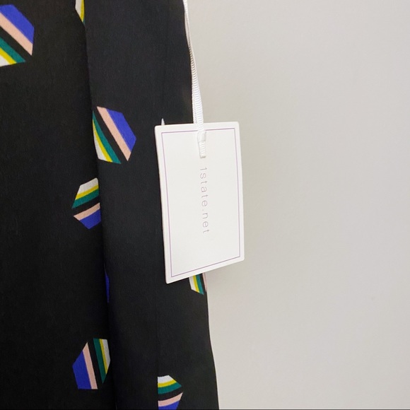 1. State Black Geometric Shift Dress - Picture 6 of 8